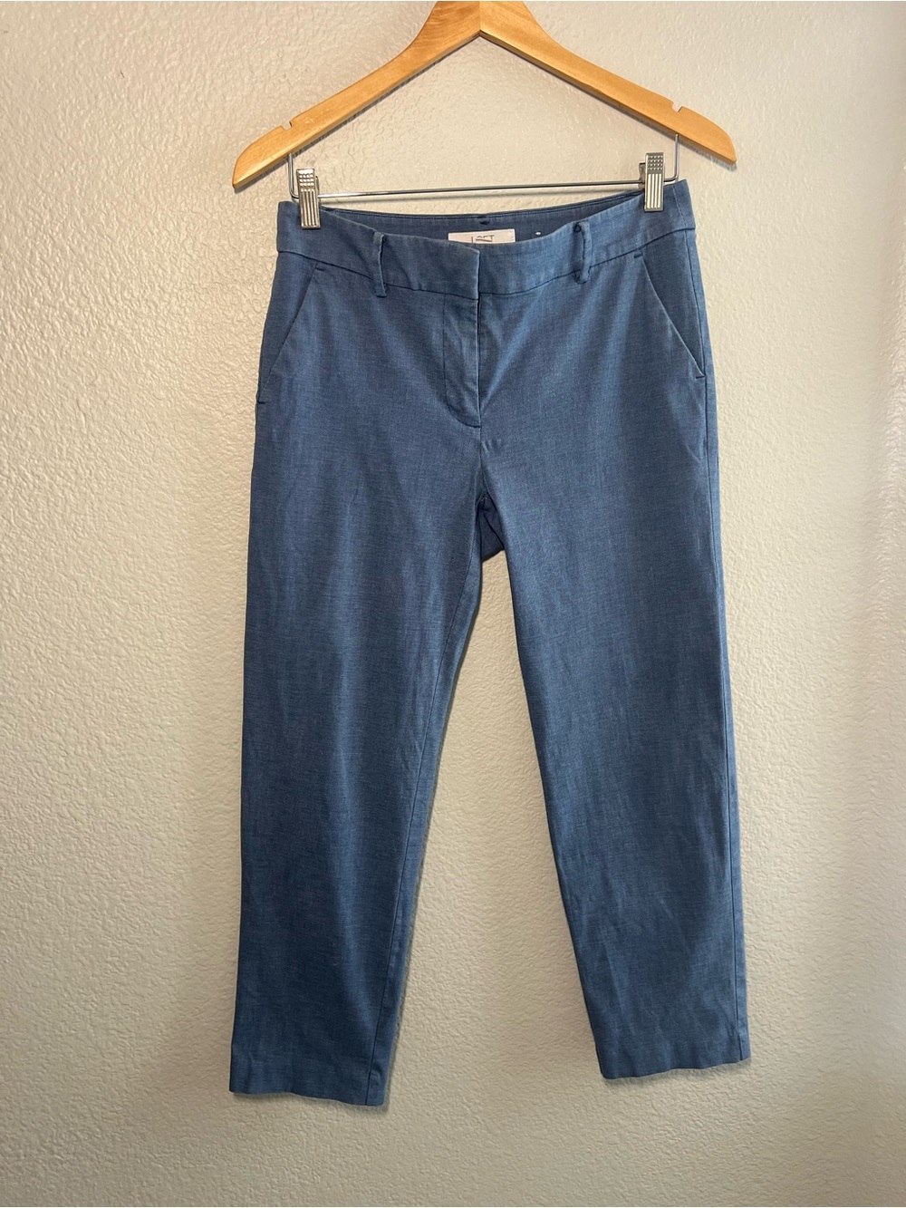 LOFT Curvy Riviera Crop Pants – Size 4